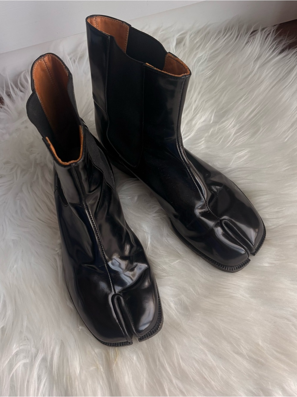 Maison Martin Margiela Black Ankle Boots - Picture 2 of 6